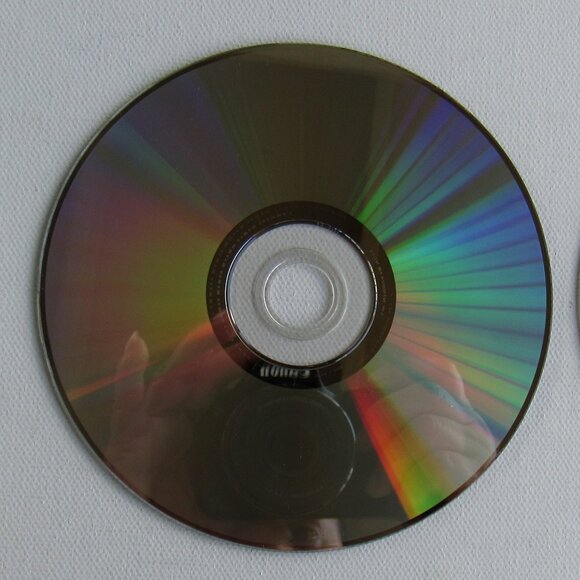 Elf Movie DVD Featuring Will Ferrell Iconic Classic Holiday Christmas Comedy - Picture 6 of 7